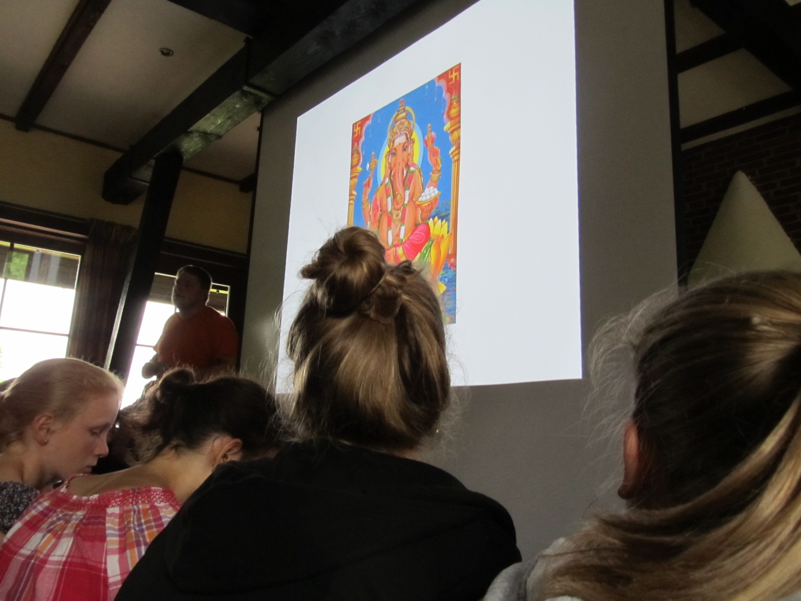 3. Tag in Hohenfelde / Ramesh und seine Familie kamen zu Besuch