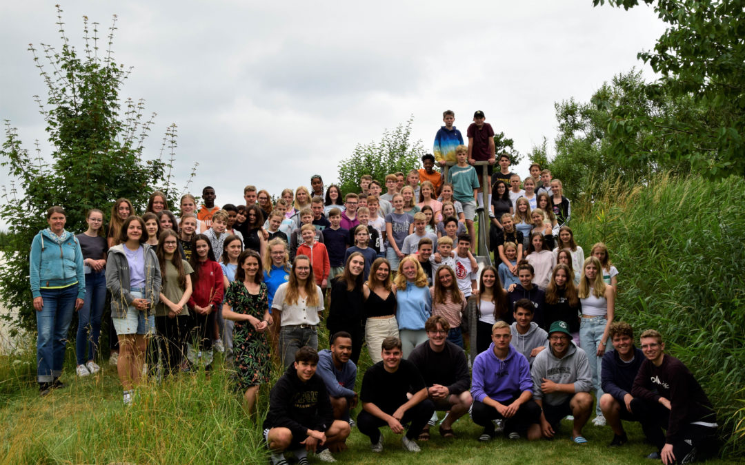 Religionsgründung und Gruppenfoto!