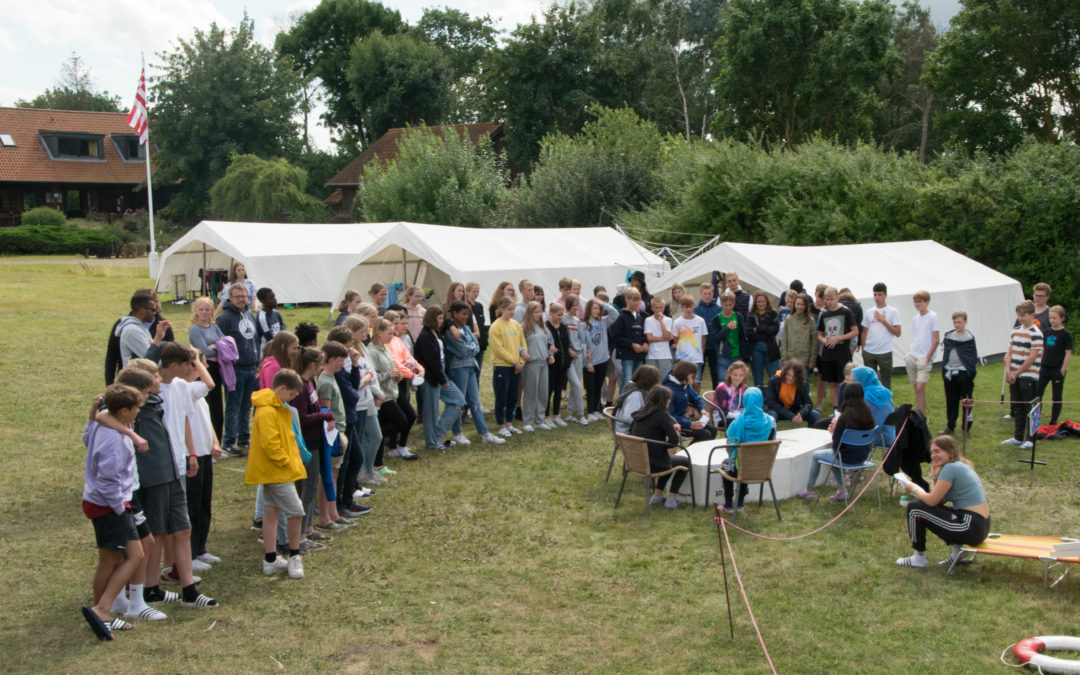 Islam (-garten), Badewetter, Fußball!